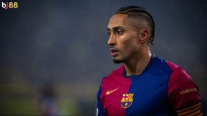 Rafinha apologizes to teammate for 'stealing' goal