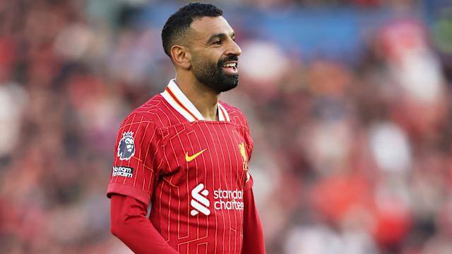 Mohamed Salah Misses Key Chance as Liverpool Lose 3-2 to Brighton
