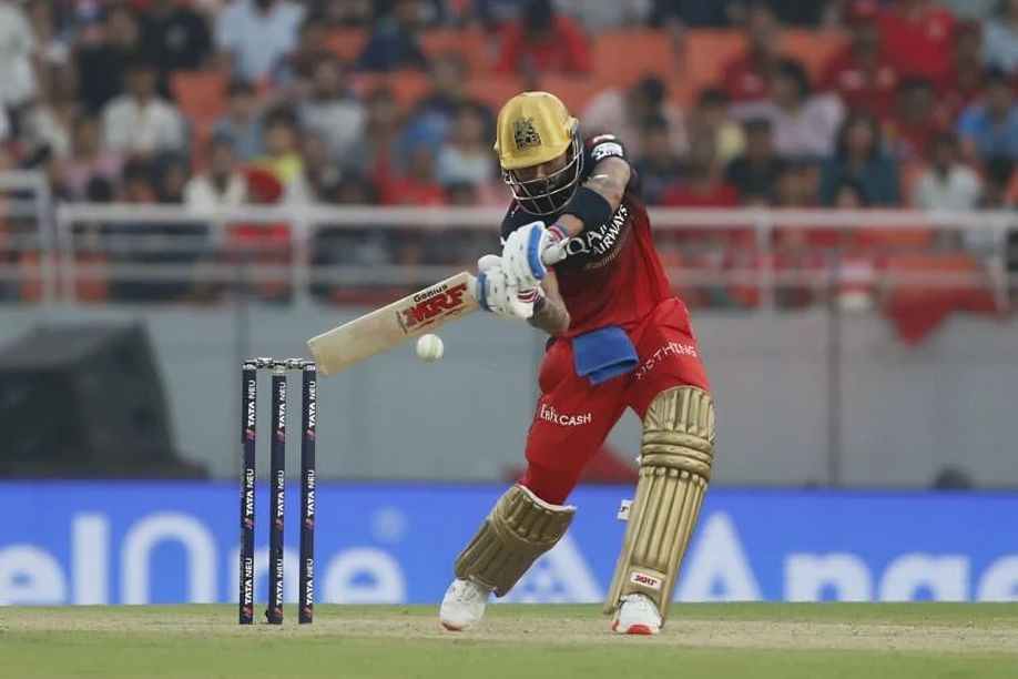 Kohli and Shepherd Lead RCB’s Big Total