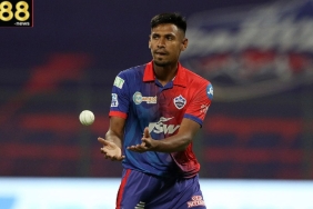 Mumbai Sends Mustafiz Home After Tough Playoff Battle!