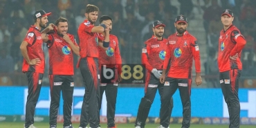 Lahore Storm Into Next Round as Shakib Destroys Peshawar!