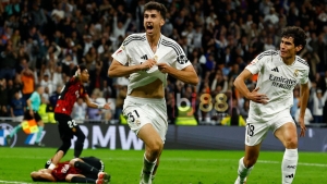Real Madrid Spoils Barca’s Title Hopes with 95th-Minute Goal!