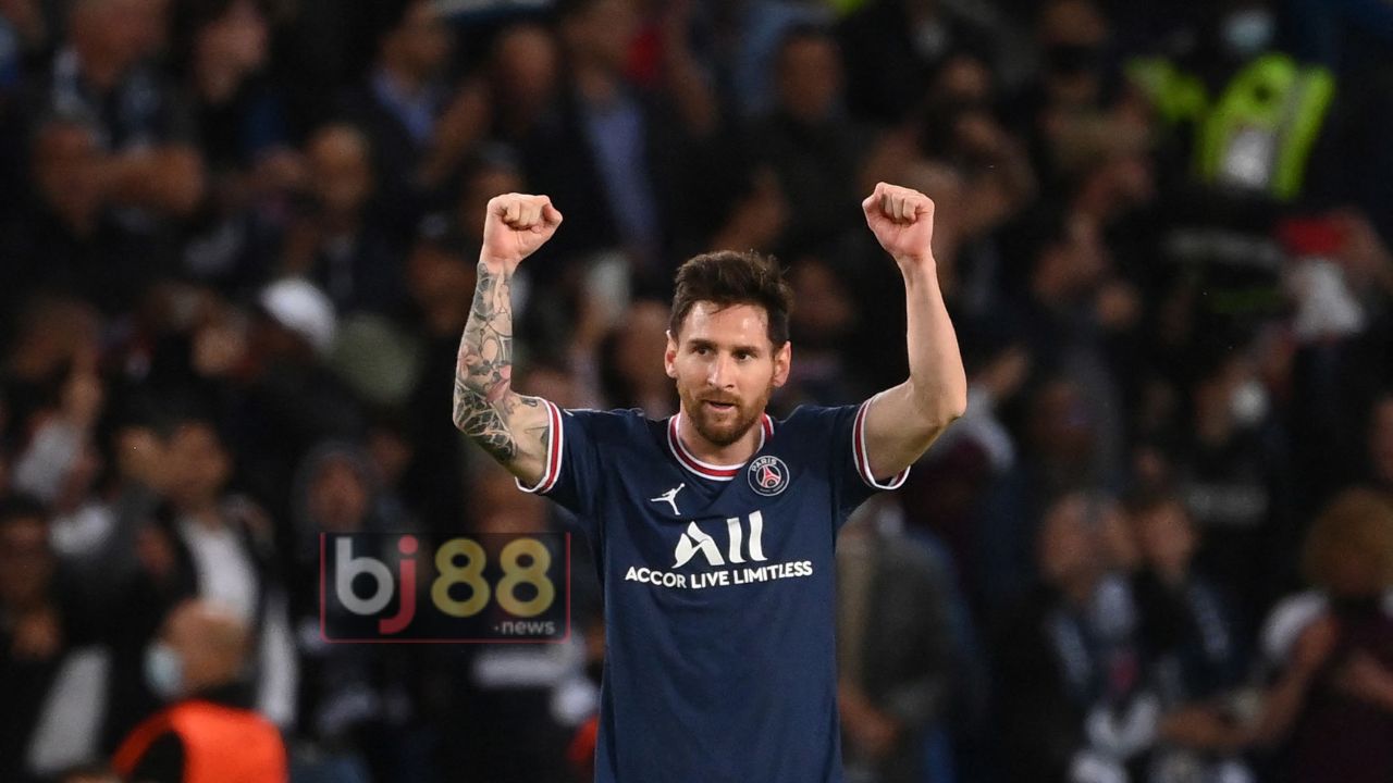 Messi Chooses His Best Goal Ever – What’s Your Pick?