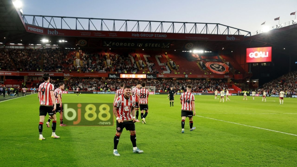 Sheffield United Blast Bristol City 6-0 to Reach Play-off Final!