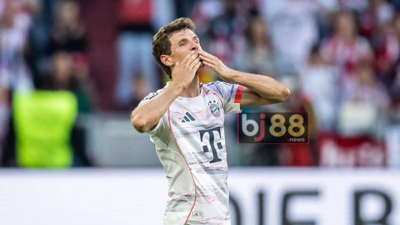 Bayern Say Goodbye to Muller with a Big Win at Home!