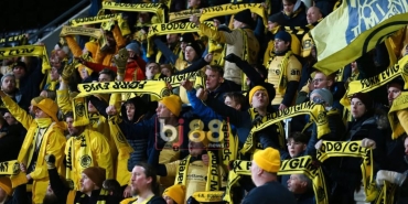 Europa League Semi-Final! Fans Trade Dried Fruit for Tickets!