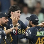 IPL: Gujarat Breaks Mumbai’s Winning Streak and Grabs First Place!