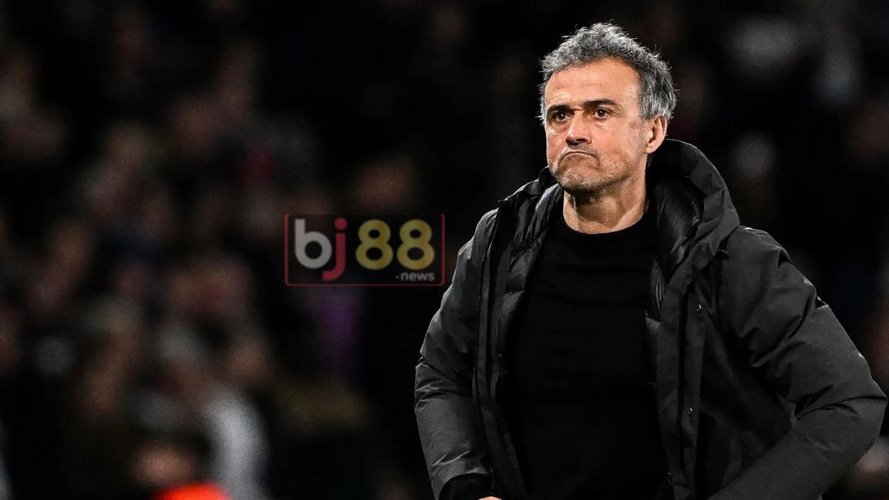 PSG Coach Enrique Says: This Year, We Take the Trophy!