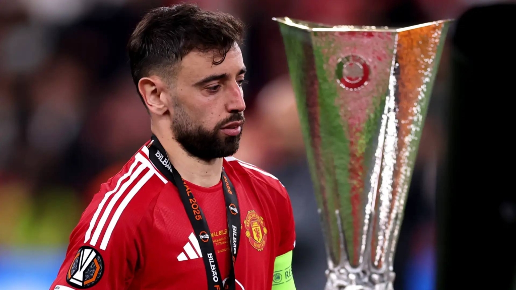 Bruno Fernandes Hints at Possible Exit From Manchester United