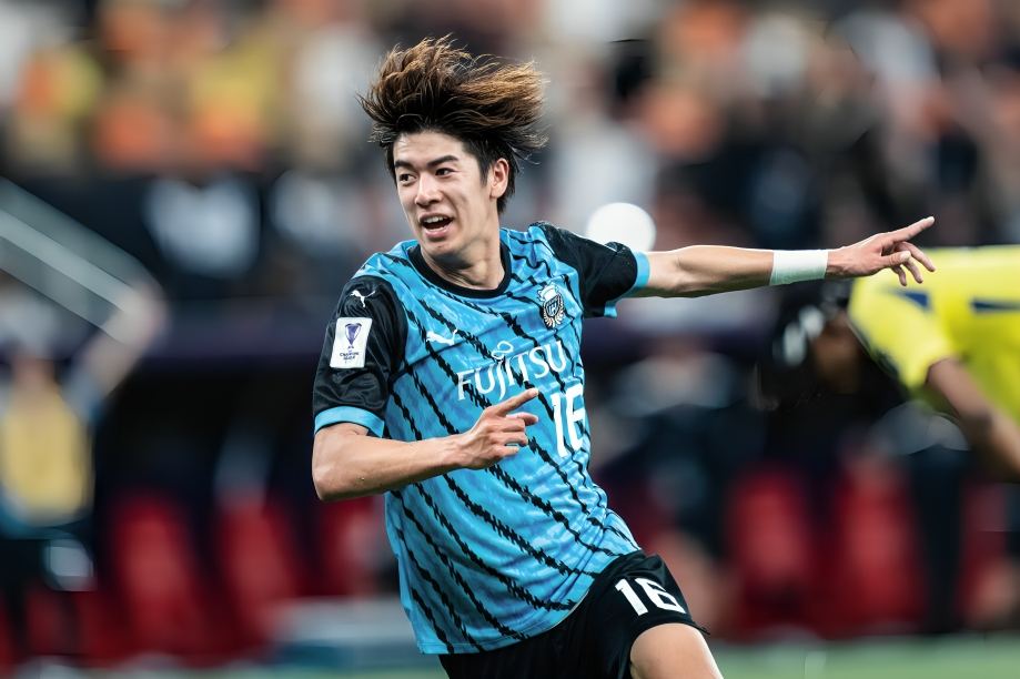 Kawasaki Tries to Fight Back but Falls Short