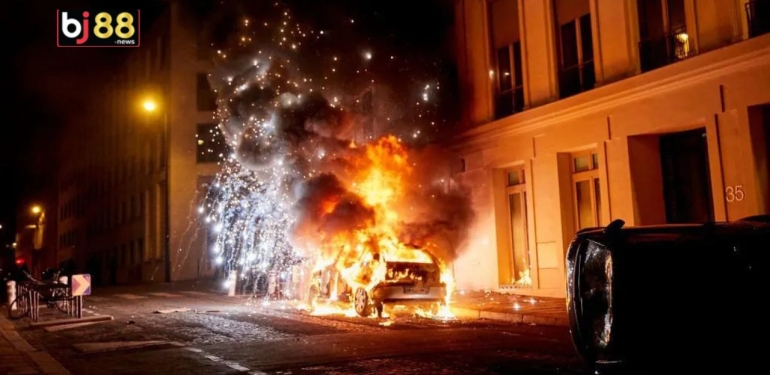 PSG Victory Party Ends in Chaos: 2 Killed, Many Arrested