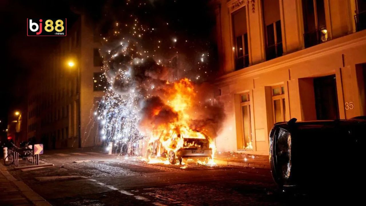 PSG Victory Party Ends in Chaos: 2 Killed, Many Arrested