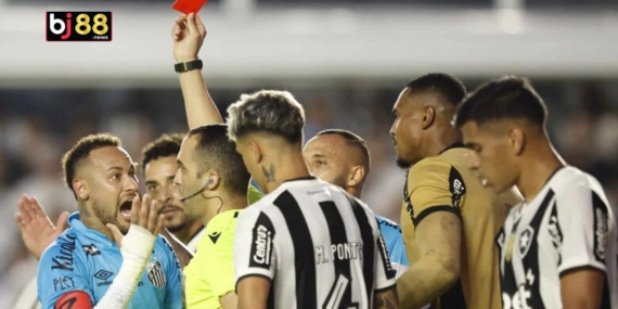 Neymar Scores with His Hand – Then Gets Sent Off!