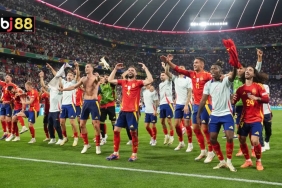 What a Game! Spain Beats France with 9 Total Goals to Reach the Final!