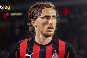 Modric Leaves Real Madrid After Years – Signs with AC Milan!