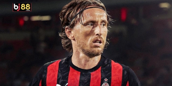 Modric Leaves Real Madrid After Years – Signs with AC Milan!