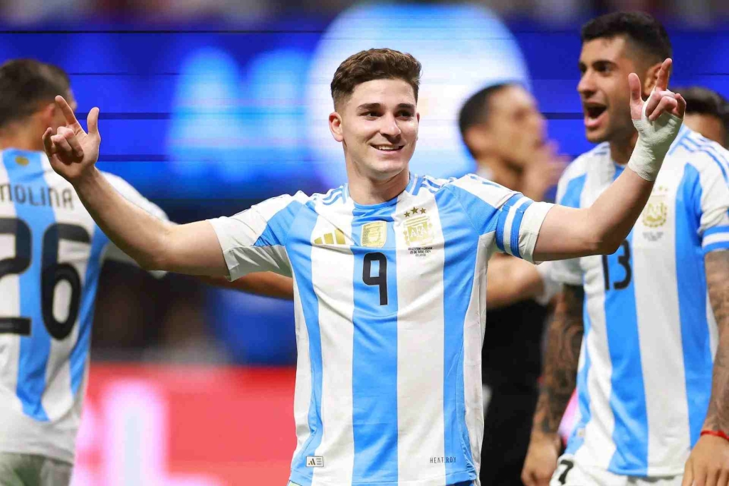 Julian Alvarez Makes the Difference